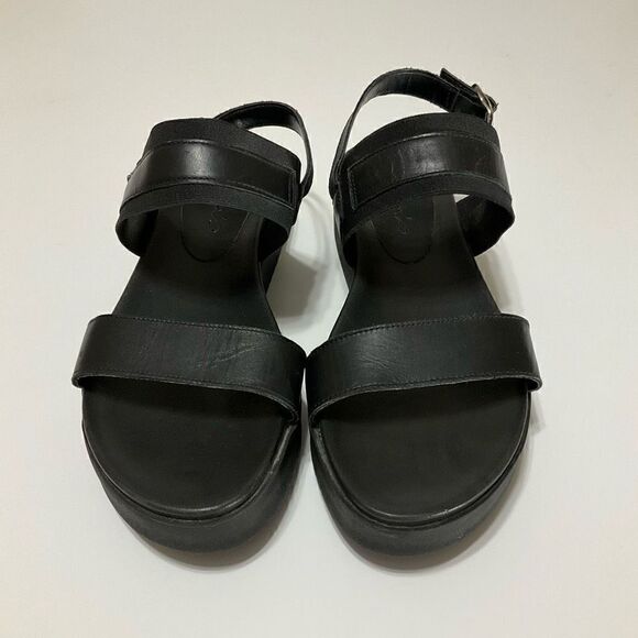 Black Platform Strap Sandals, Size 38/7.5.
Fisherman Sandals - Picture 3 of 12